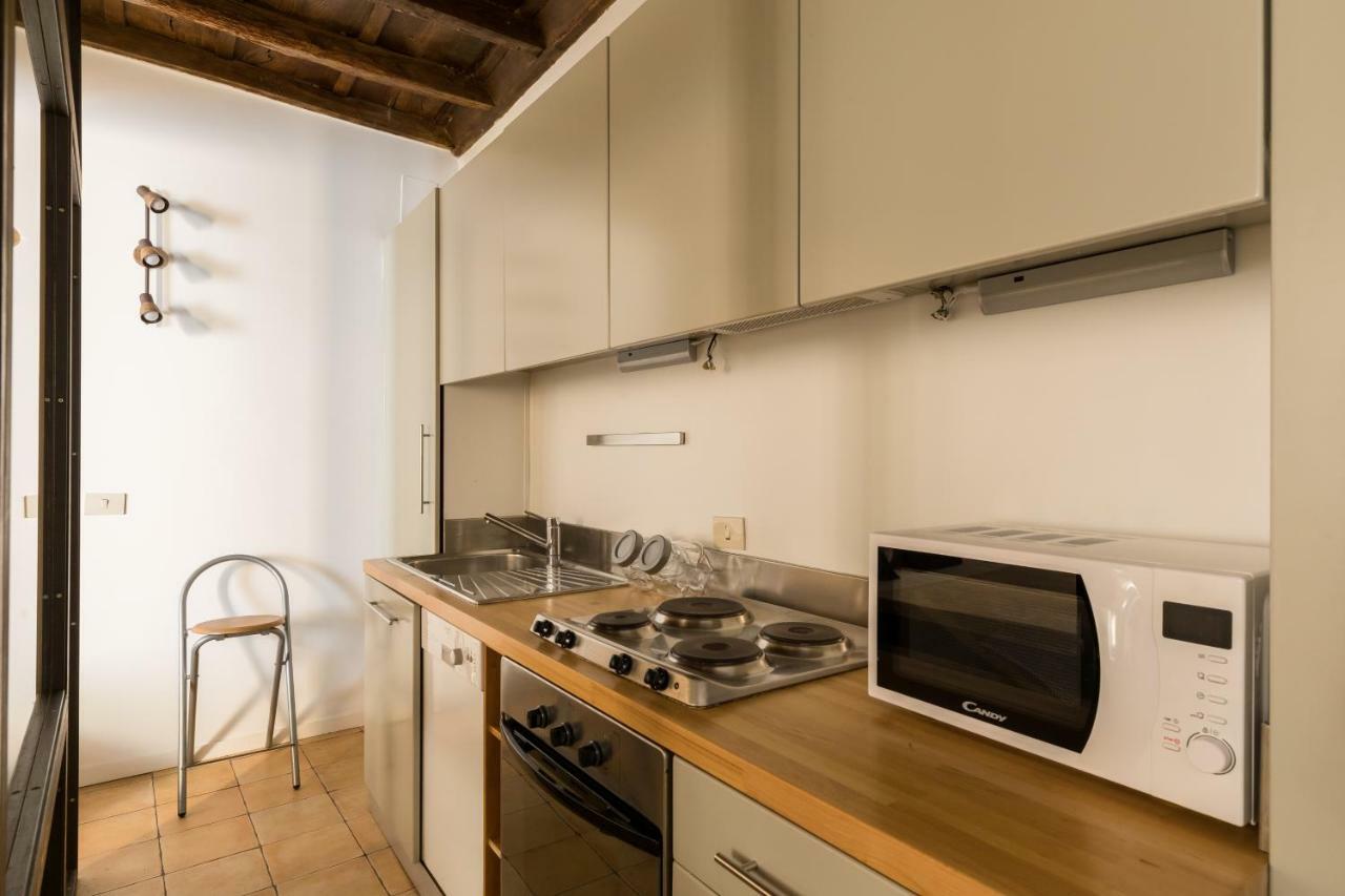 A World Aparts - 13 T.Argentina Rome Exterior photo